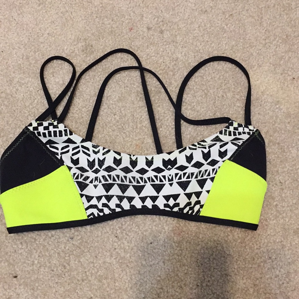 Bikini top
